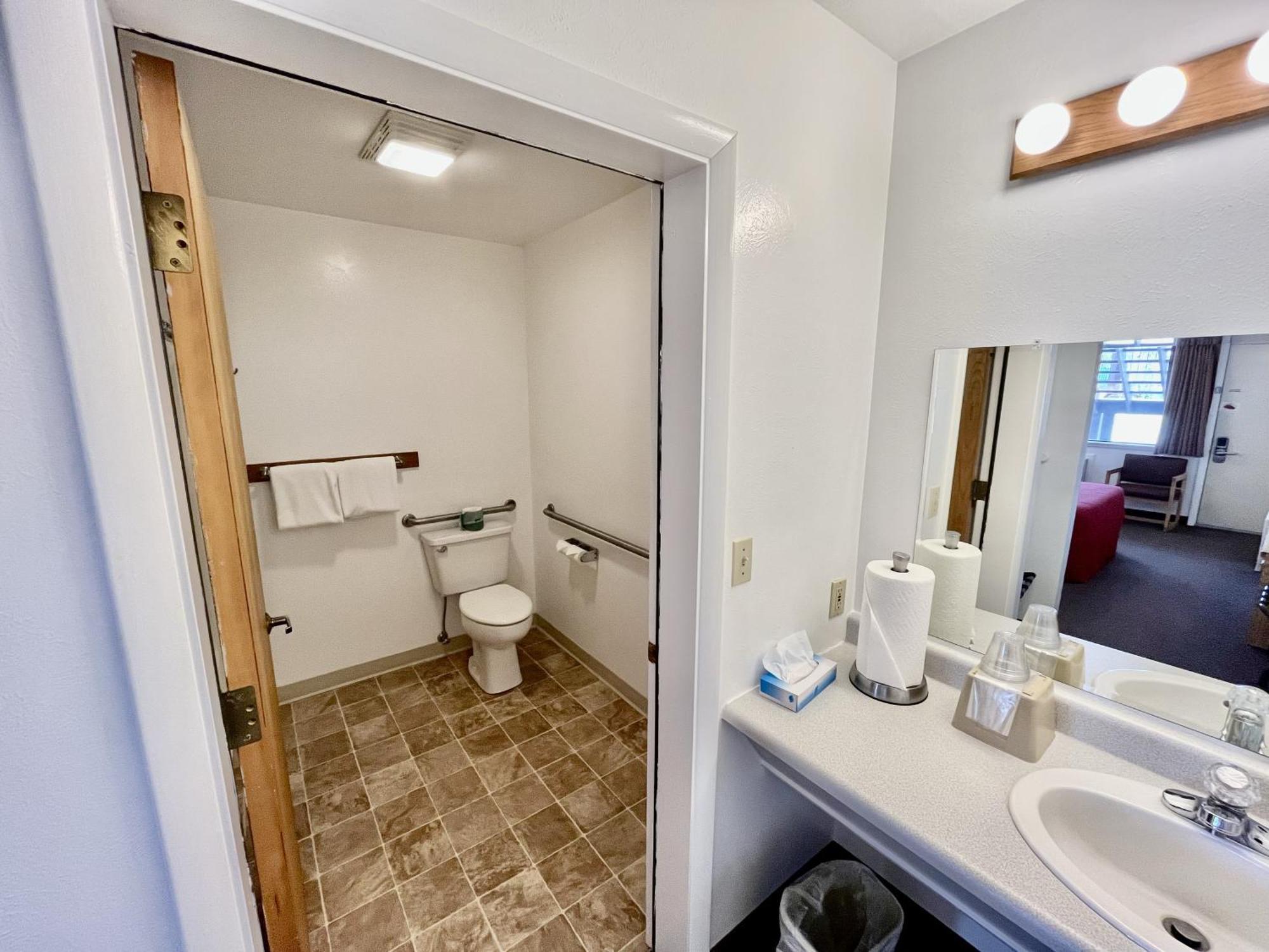 Red Bear Inn Ennis Zewnętrze zdjęcie