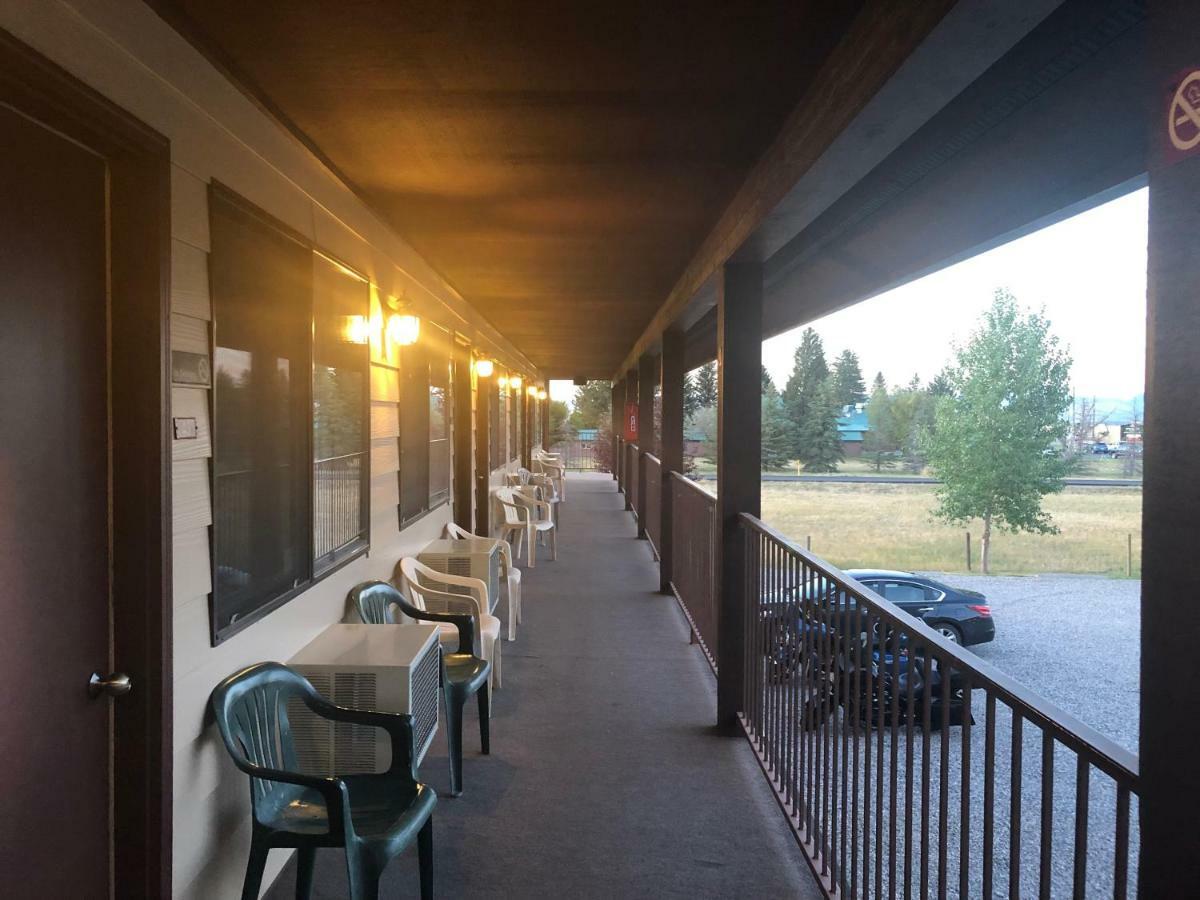 Red Bear Inn Ennis Zewnętrze zdjęcie